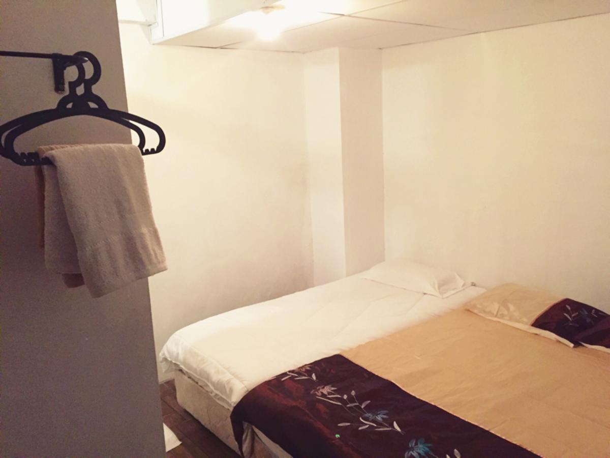 Tonight Hotel Hostel George Town Exteriör bild