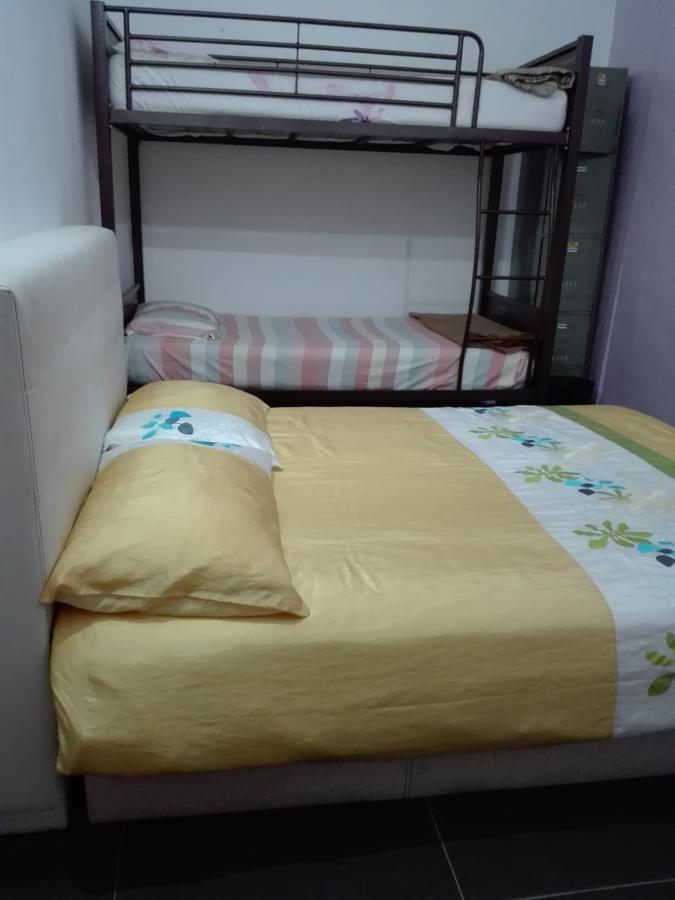 Tonight Hotel Hostel George Town Exteriör bild