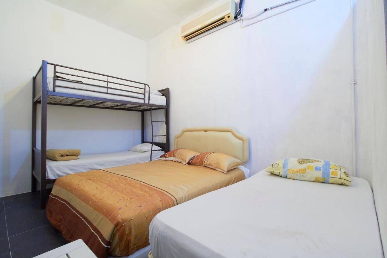 Tonight Hotel Hostel George Town Exteriör bild